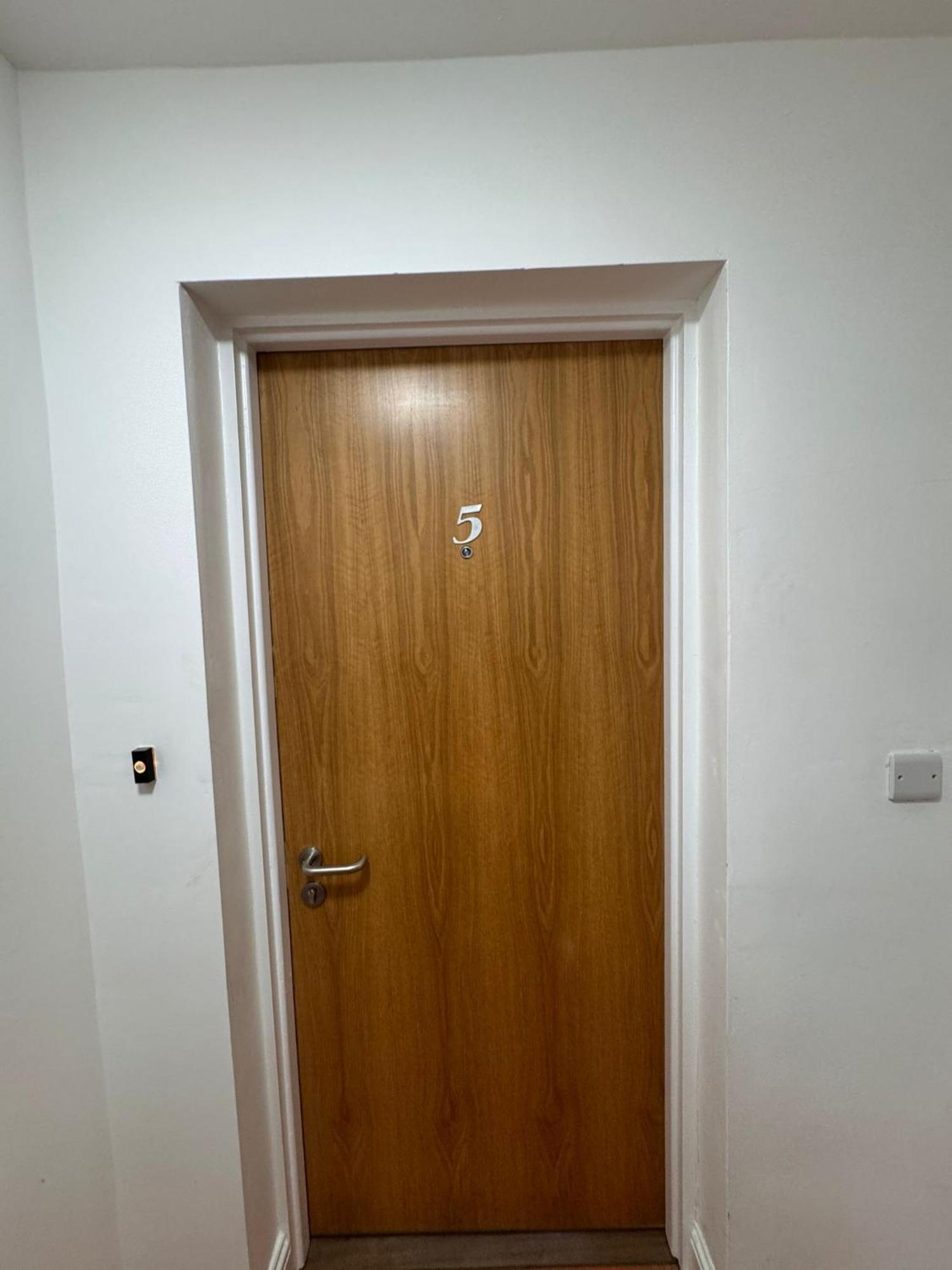 Washington Street Apartment Корк Экстерьер фото