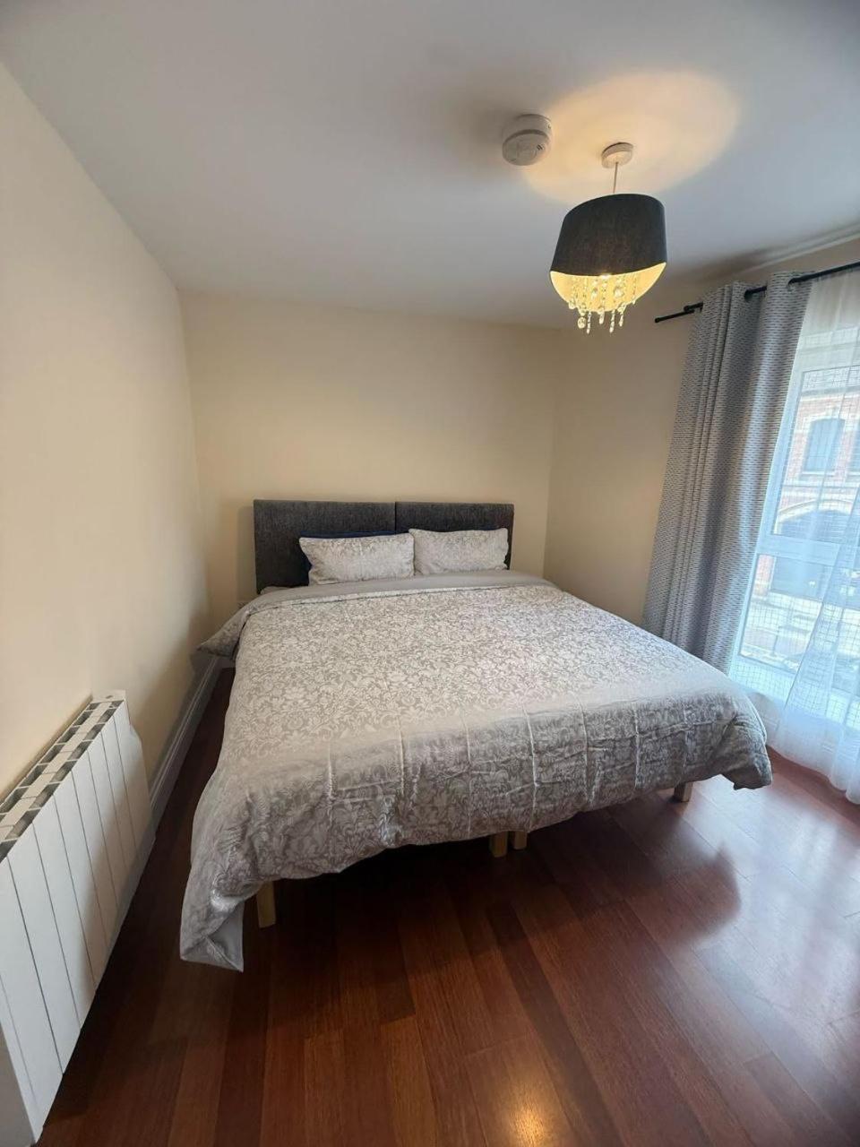 Washington Street Apartment Корк Экстерьер фото